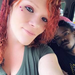 Meet your Posher, Dee